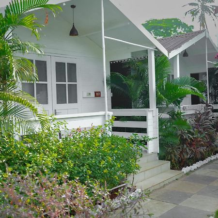 Seabliss Cottages Morjim Dış mekan fotoğraf
